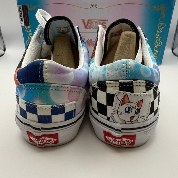 VANS X SAILOR MOON OLD SKOOL MEN'S 6 WOMEN'S 7.5 LIGHTLY USED - Picture 4 of 7